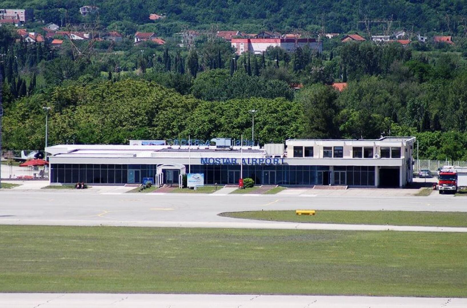 Mostarski aerodrom ide pod koncesiju, odluka otvara brojna pitanja - slika 1