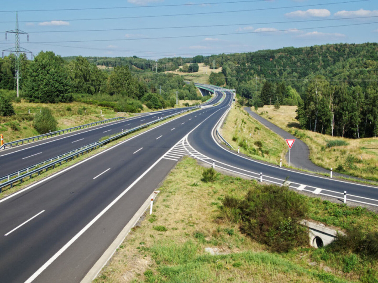 Srbija preusmjerila Rs-u 20 miliona KM za autoput Rača - Bijeljina - slika 1