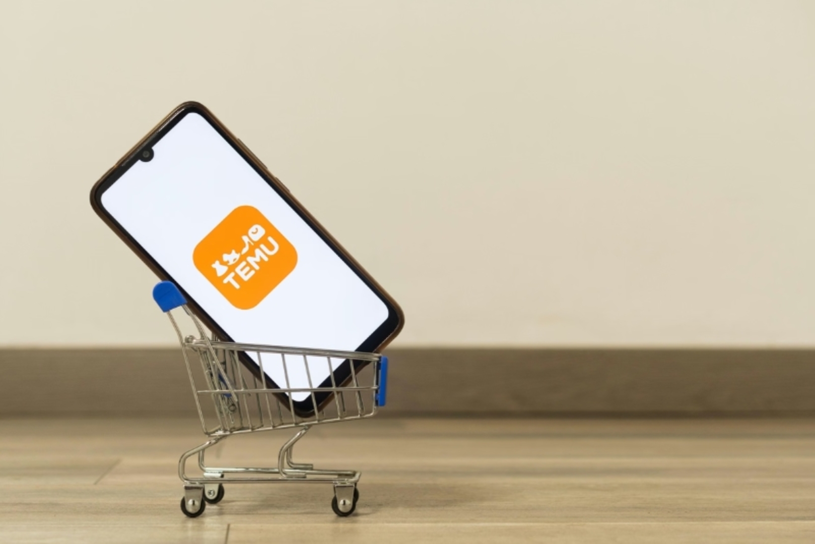 Temu, Shein i AliExpress se prilagođavaju novim pravilima: Uvodi se carina od tri eura po proizvodu - slika 1