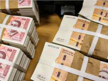 Od sljedećeg mjeseca povećanje plata za više od 56.000 zaposlenih u BiH
