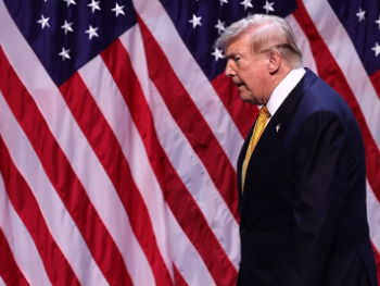 Trump: Iran očajnički želi sporazum, zvali su me, ali ne znam da li su dostojni da postignu dogovor