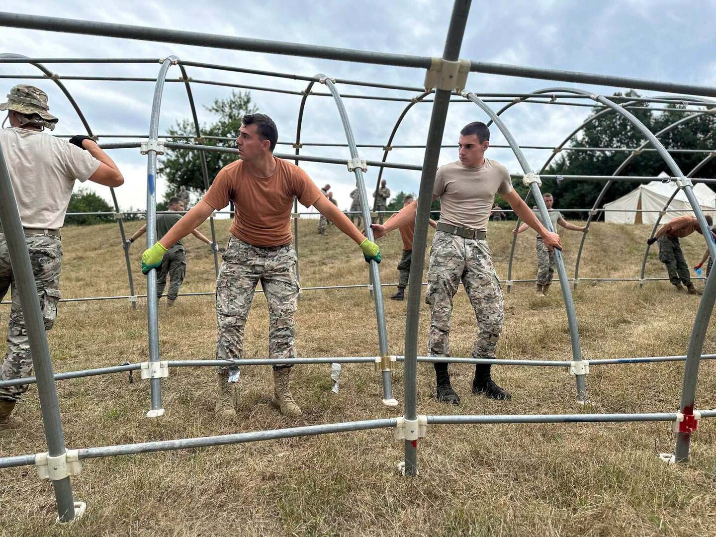 Helez: Oružane snage BiH pružaju punu podršku obilježavanju godišnjice genocida u Srebrenici - slika 1