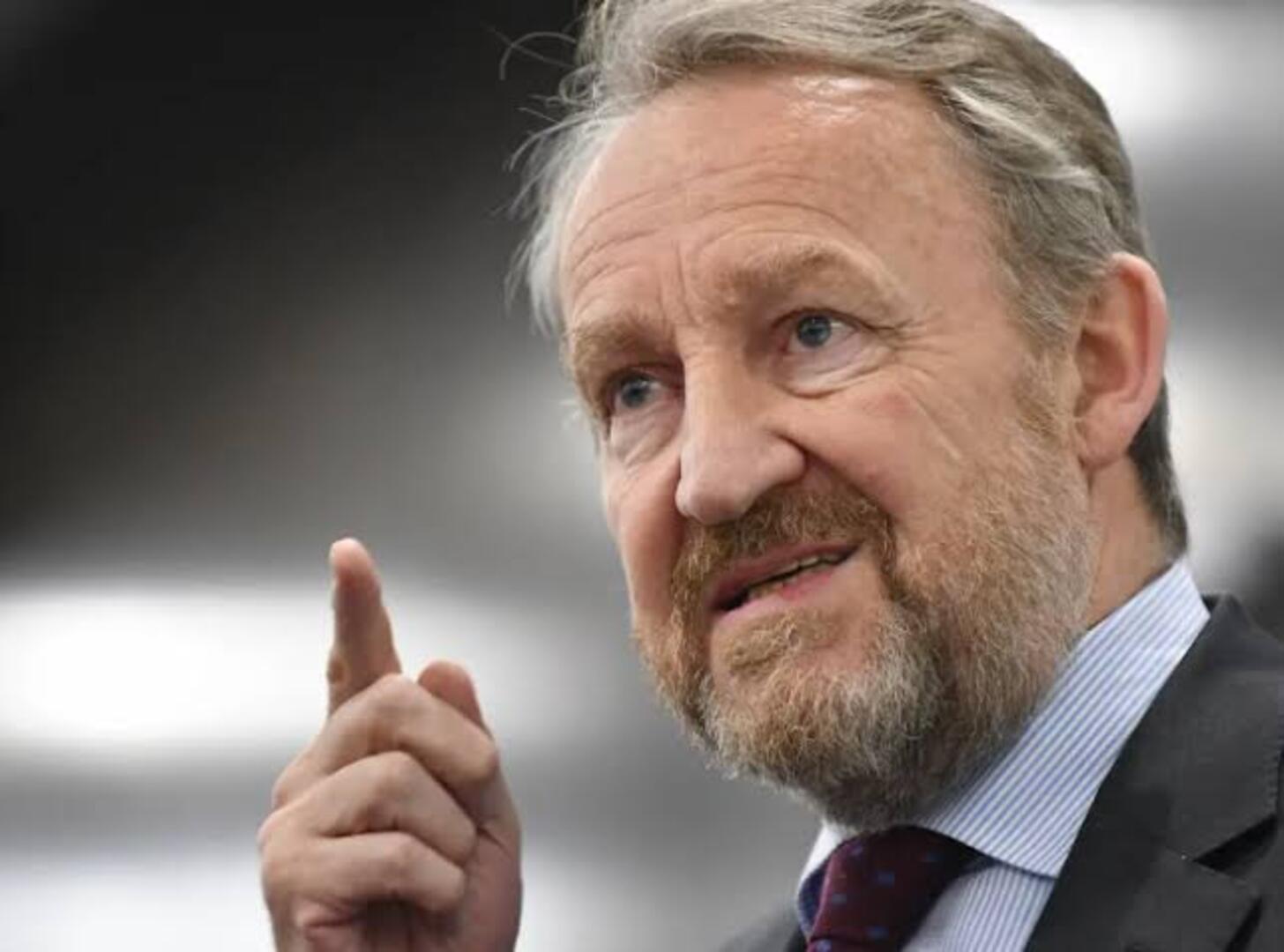 Bakir Izetbegović: SDA je godinama zaustavljala Dodika, nećemo dozvoliti zabranu ljiljana - slika 1