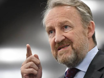 Bakir Izetbegović: SDA je godinama zaustavljala Dodika, nećemo dozvoliti zabranu ljiljana