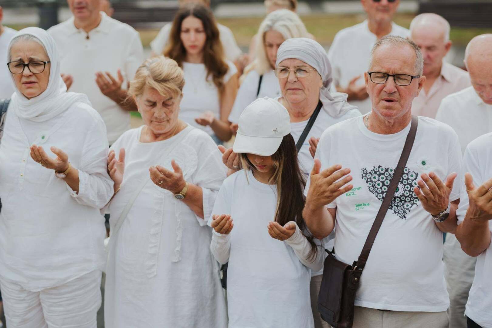 Cazin povodom 31. godišnjice genocida u Srebrenici: Dokazali smo da nema zaborava i da negatori nemaju šanse nad istinom - slika 5