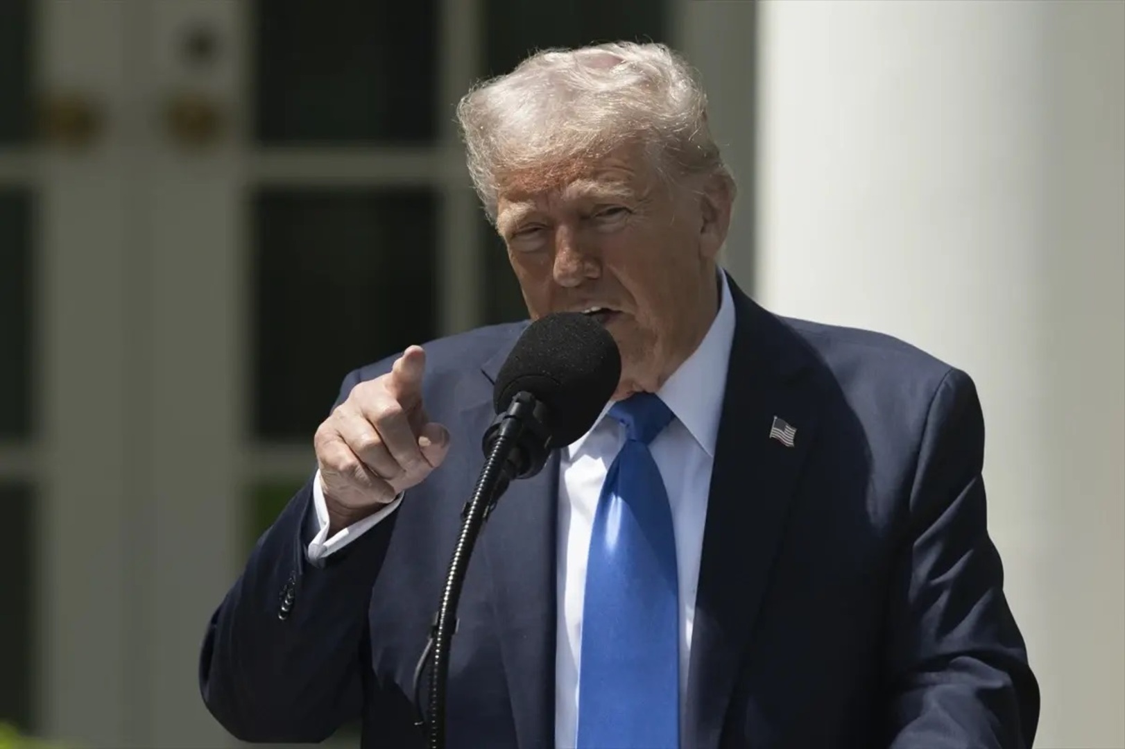 Trump: "Ako me Iran ubije ili pokuša, hiljade raketa će letjeti" - slika 1