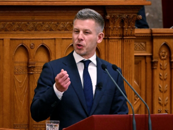 Mađarski premijer ustavnim amandmanom smjenjuje predsjednika