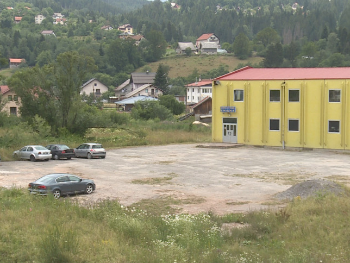 Brutalna racija MUP-a Rs na Palama, desetine mladih u bolnici