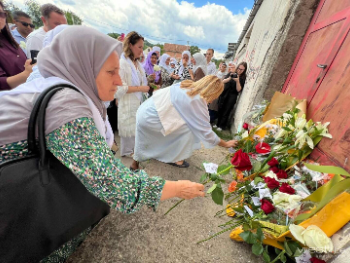 Porodice žrtava obišle mjesta masovnih strijeljanja: Svaki dolazak je sve teži