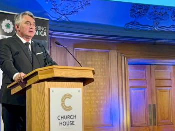 Komšić u Londonu: Genocidom su htjeli izbrisati Bošnjake i njihov identitet, nisu uspjeli