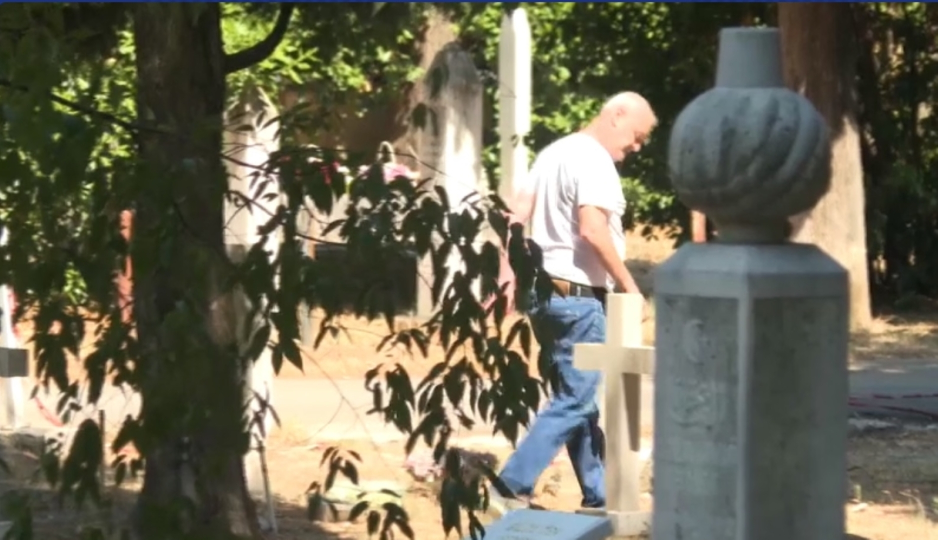 Mostarski Liska harem ponovo oskrnavljen: Porodice traže konkretne mjere umjesto osuda - slika 1