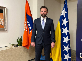 Dennis Gratz oštro o „legitimnom predstavljanju“ i podjelama u BiH: „Nemojte nas praviti budalama!“