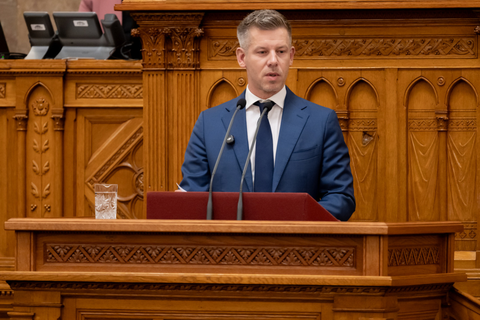 Magyar bacio novu političku "bombu". Ali ovog puta ne radi se Orbanu - slika 1