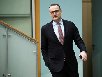 Njemački političar nakon skandala sa surogat-majčinstvom dao ostavku i napustio Bundestag