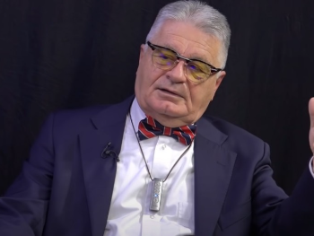 Semir Osmanagić, Dejan Lučić i piramida zaglupljivanja