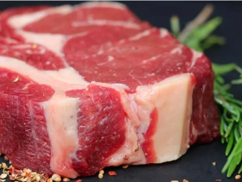 Cijene hrane divljaju: Kilogram teletine u mesnicama premašio 40 KM