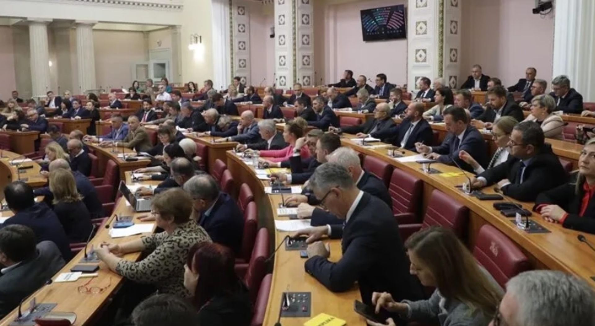 Velikodržavne ideje nisu prošlost: Rezolucija Sabora novi udar na suverenitet BiH - slika 1