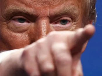 Trump: Snažno smo udarili Iran u čast poginulih američkih vojnika
