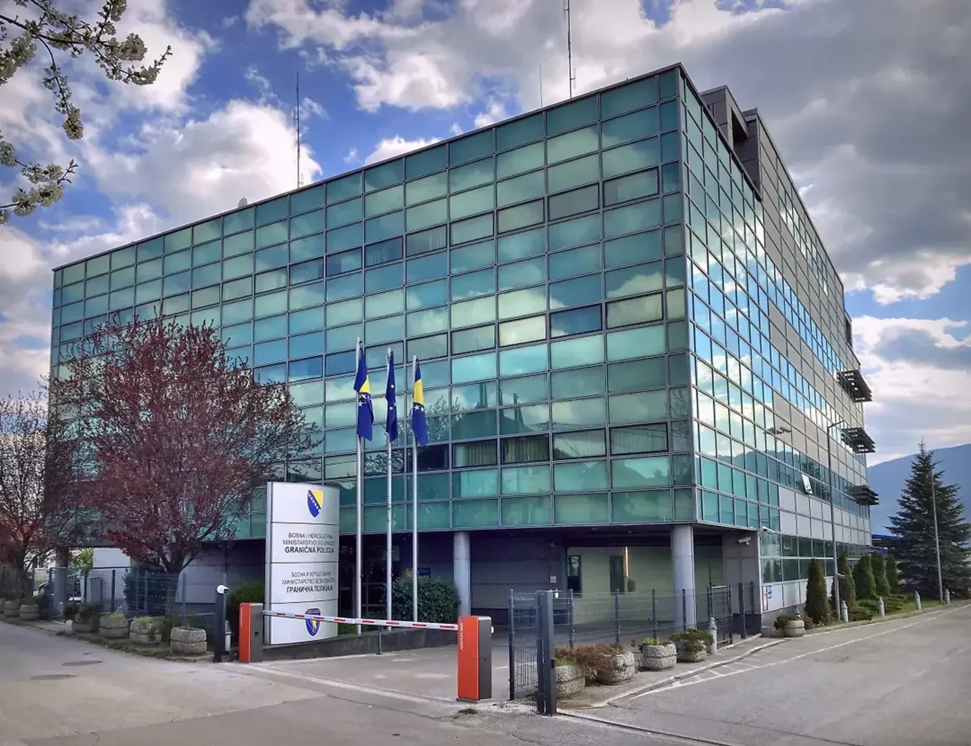 Granična policija BiH traži 150 kadeta, kandidati ne mogu biti stariji od 35 godina - slika 1