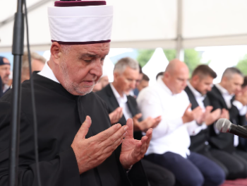 Reisul-ulema u Kamičanima: Zabluda je da ćemo se spasiti povijanjem glava pred zlom