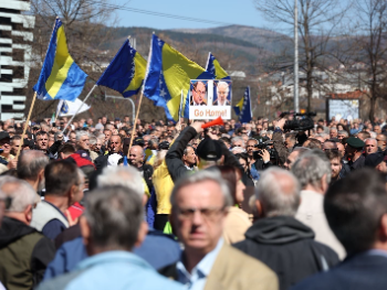 Još 76 dana: Tamo gdje se ne poštuju izbori, odgovor su ulični neredi