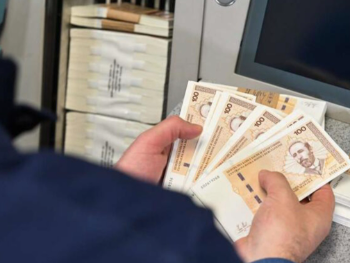 Počela isplata regresa u KS, evo koliki je iznos