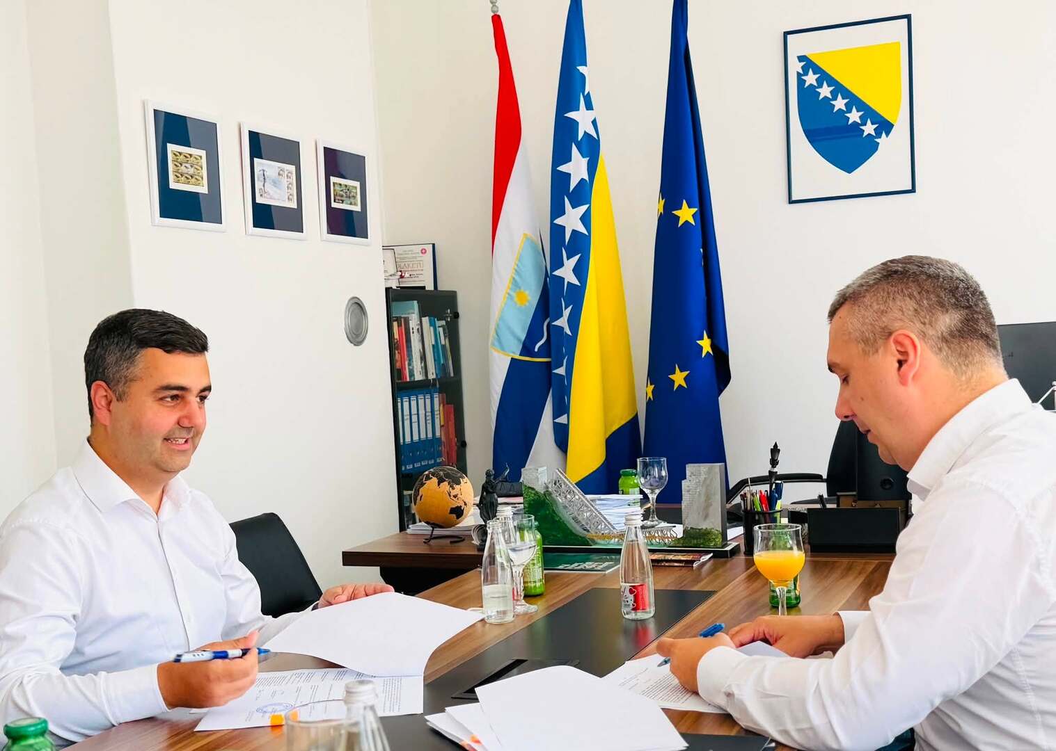 Federalno ministarstvo i HNK potpisali ugovor vrijedan 300.000 KM za razvoj povratničkih sredina - slika 1