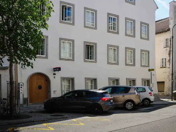 Hitlerova rodna kuća postala policijska stanica: Austrija potrošila 20 miliona eura na obnovu zgrade