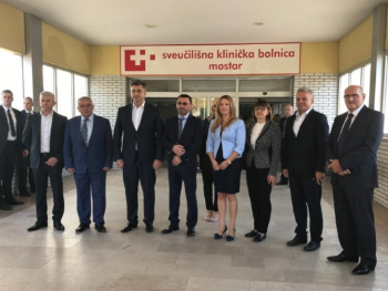 Prekogranična hitna pomoć za Hrvate: Kako je SKB Mostar, uz prešutnu saglasnost vlasti Federacije, postala eksteritorij pod kontrolom Hrvatske