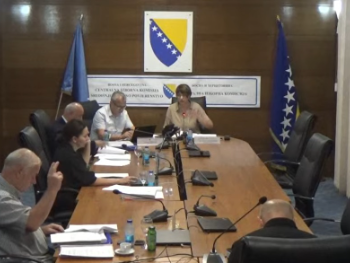 CIK odlučio: Glasački listić za izbor članova Predsjedništva BiH nosit će neustavan naziv “bošnjački/hrvatski/srpski član”
