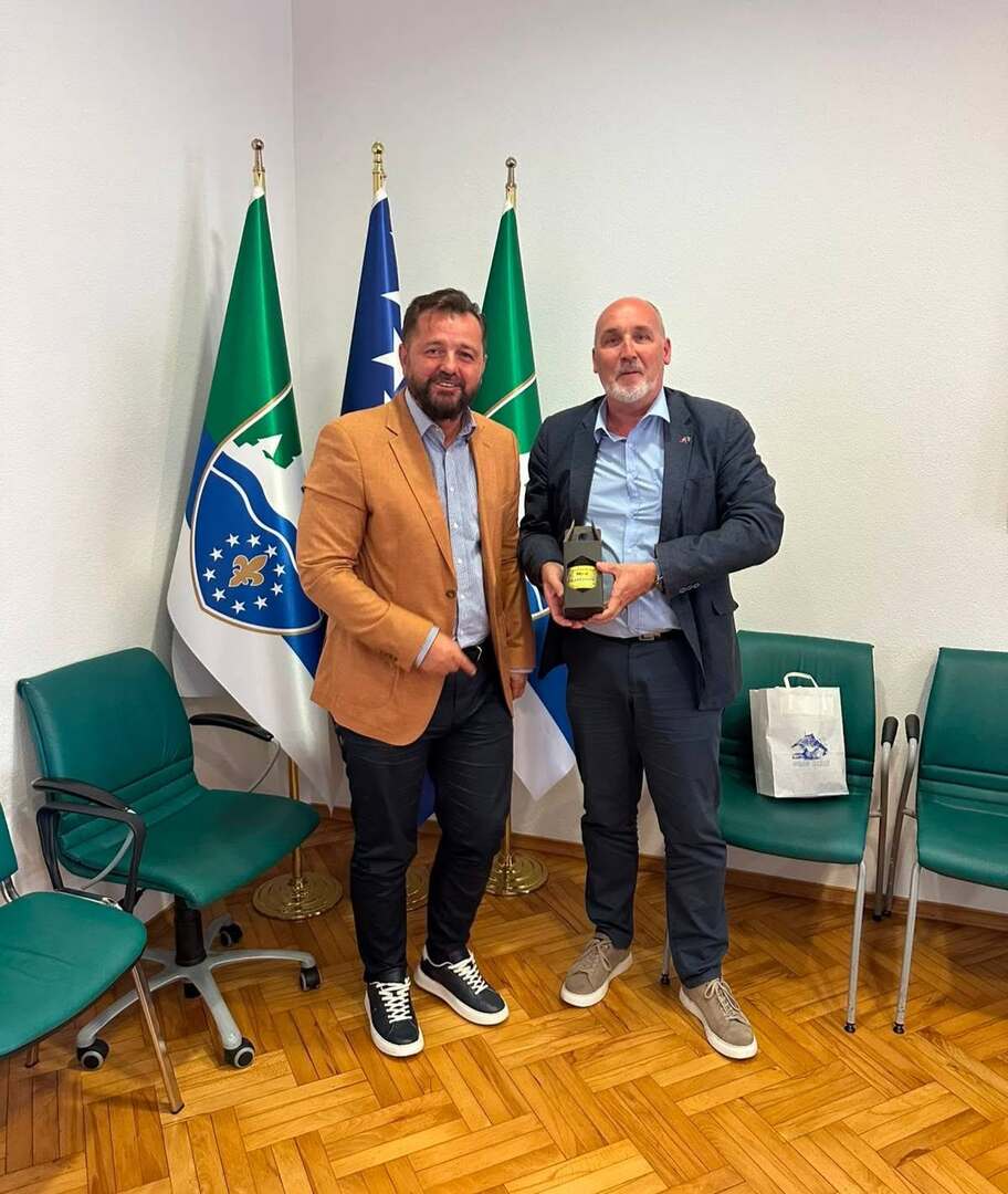 Ogrešević s ambasadorom Švicarske razgovarao o investicijama i razvoju turizma u Krajini - slika 1