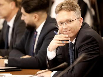 Milijarde forinti dijeljene pred izbore: nova mađarska vlada pokrenula istragu o odlukama bivšeg ministra