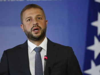 Nešković: Privremeno ukinuti akcize na gorivo, građani ne smiju platiti cijenu nesposobnosti vlade