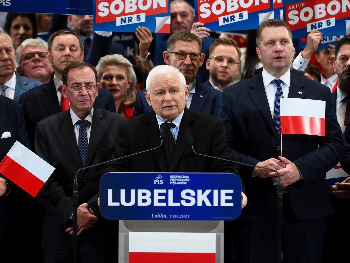 Raskol među poljskim (ekstremnim) desničarima: Predsjednik istjerao istaknute članove