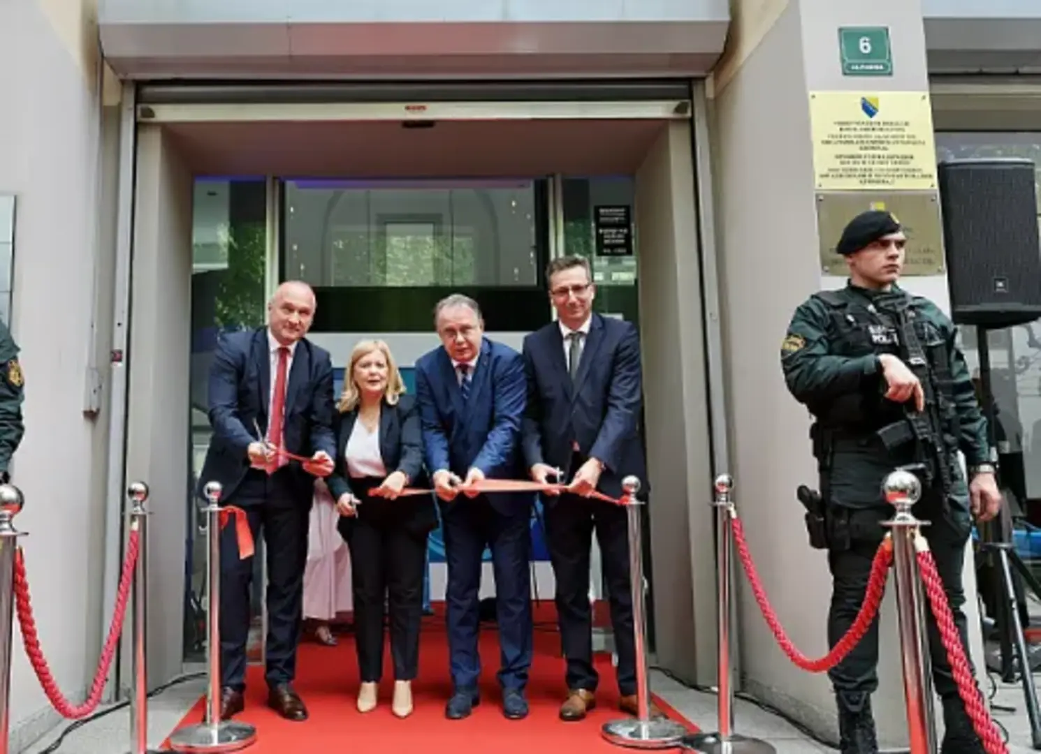 Nikšić nije kandidat na izborima, a još nije ni saslušan u predmetu 'Spengavanje': Za koga radi POSKOK? - slika 1