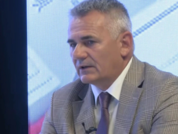 Gradonačelnik Brčkog zakukao zbog Albanaca - "Detaljno me pretresali prije ulaska na Kosovo"