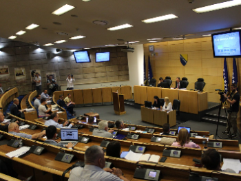 Parlament FBiH usvojio uvođenje boračkog dodatka: Iznosit će 1,50 KM po mjesecu učešća u Armiji RBiH, HVO-u i MUP-u
