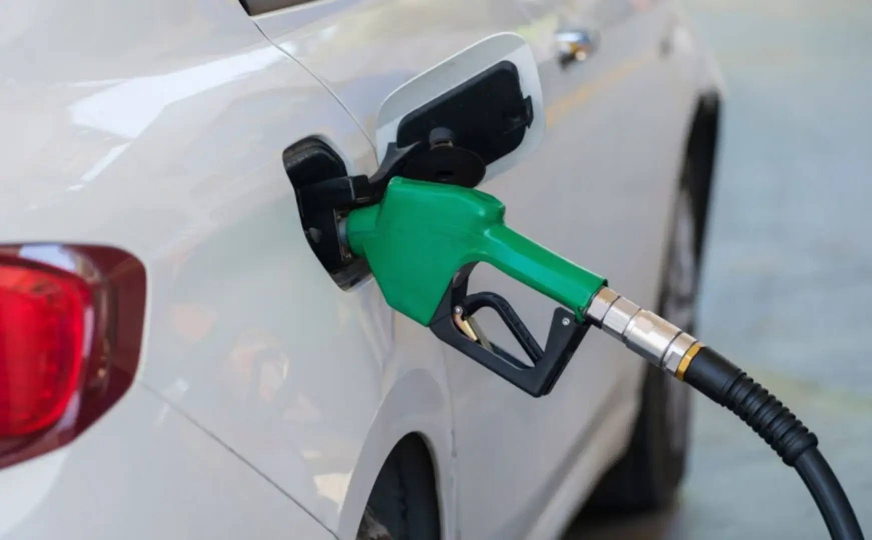 Novi šok na pumpama u Sarajevu: Litar dizela skoro 3,5 KM - slika 1