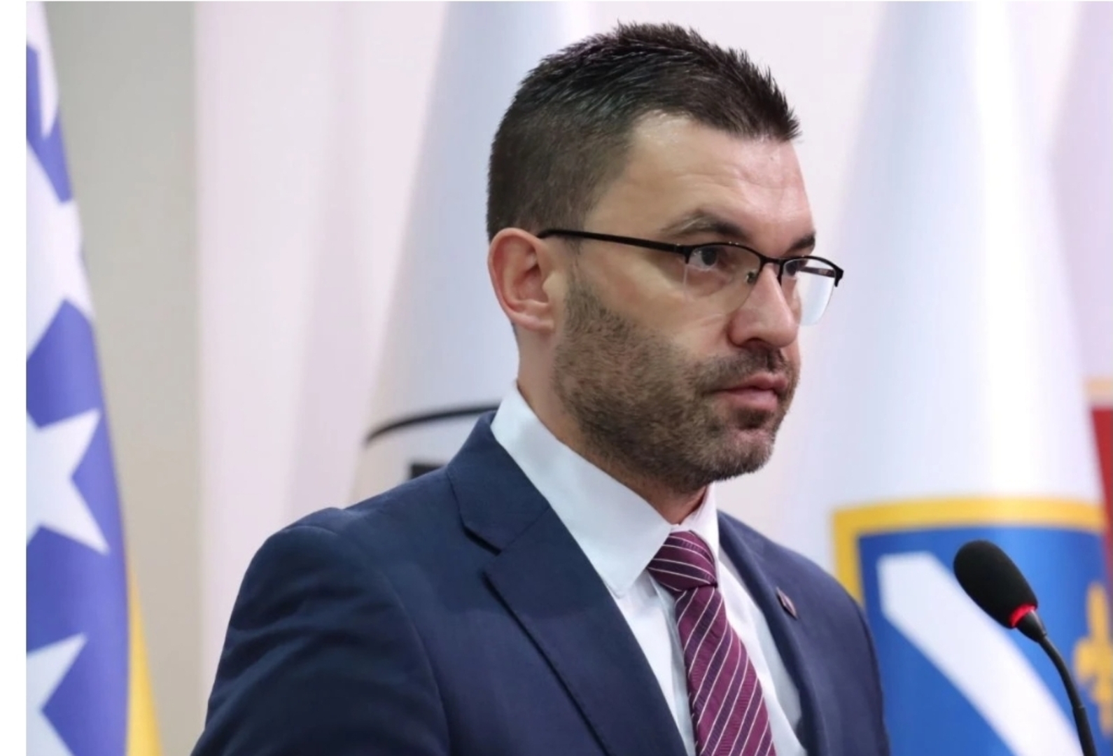 Džananović: Ozbiljan i nedopustiv pritisak na MC Srebrenica i ljude koji istražuju genocid - slika 1