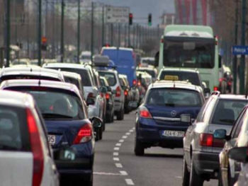 Brojevi kažu da je Sarajevo saobraćajem zagušenije od Beča i Berlina: Na 1.000 stanovnika čak 454 vozila