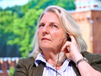 Austrijski kolumnista ismijao Karin Kneissl: U Rusiji joj smetaju alkohol i tračevi