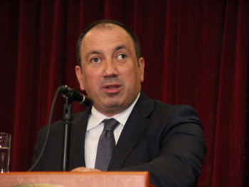 Crnadak o Dodiku s mesnim nareskom: "E moj narode"