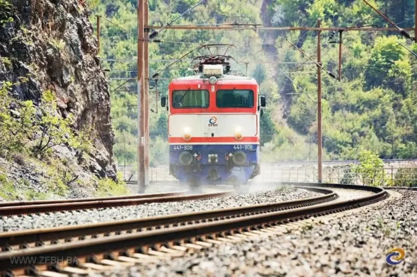 Iz Željeznica FBiH priznali da su u velikim problemima: Pali su prihodi za 9,9 miliona KM - slika 1