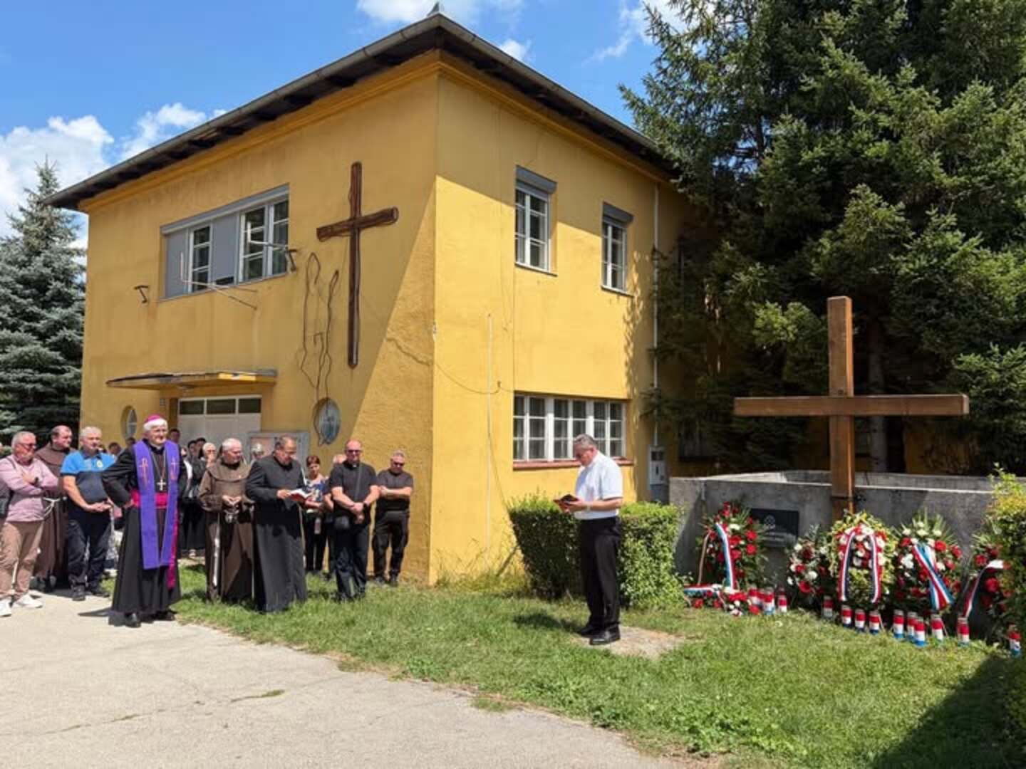 Lučić oštro optužio Čovića za "prodaju Hrvata u Drvaru, Glamoču, Kupresu i Uskoplju" - slika 1