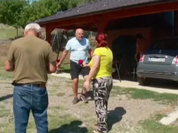 Novinarska ekipa napadnuta u Doboju (VIDEO)