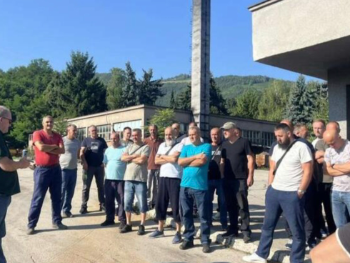 U jami oko 20 rudara, odbijaju i razgovarati