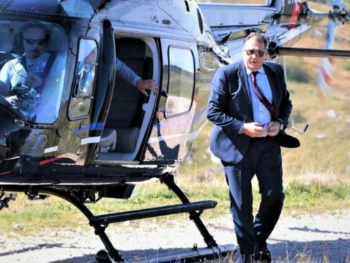 Dodik u kampanji s helikopterom, sankcije izostaju