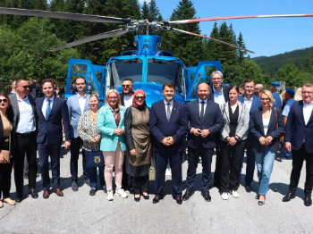 Zuhrić kritikovao nabavku helikoptera KS: “Ne može gasiti požare, ali može služiti za predizborno slikanje”