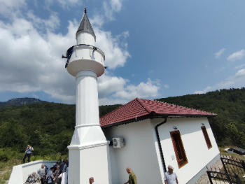Čajniče: U Milatkovićima otvorena džamija srušena 1943. godine