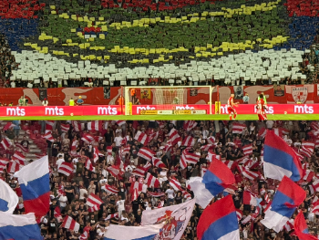 Sramotna koreografija Delija: Odali počast zločincu Mladiću